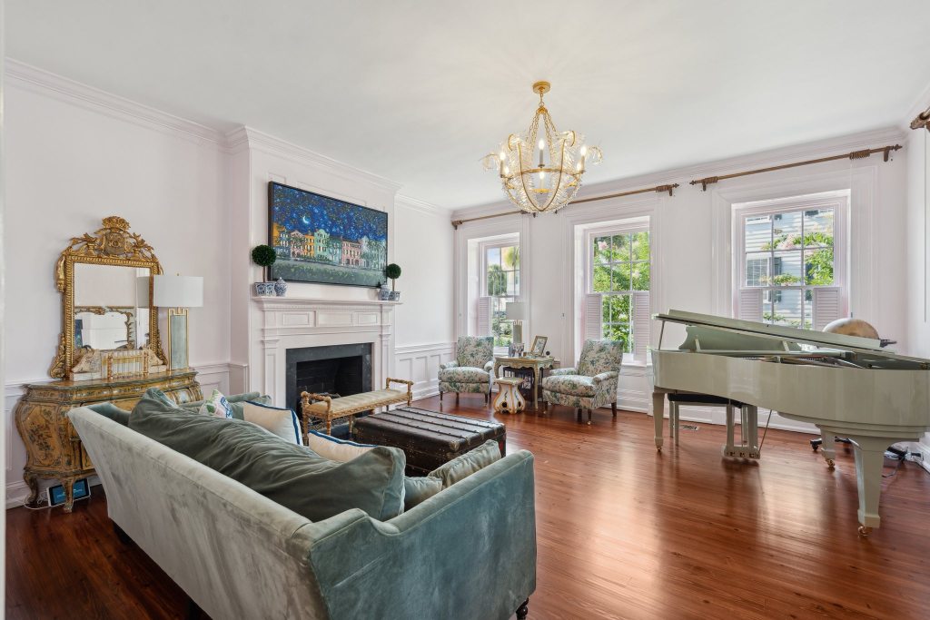 Rainbow Row Goes&nbsp;Wild